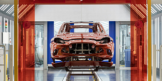 Компания Aston Martin открыла новый завод в Южном Уэльсе